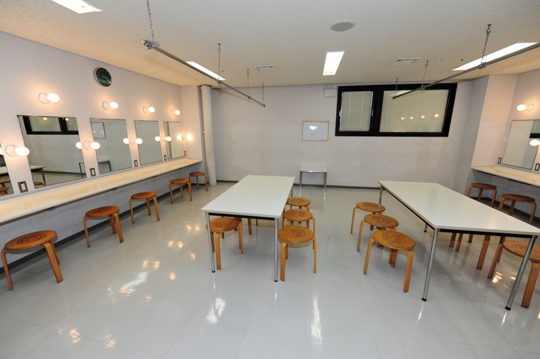 集会室 スクール形式